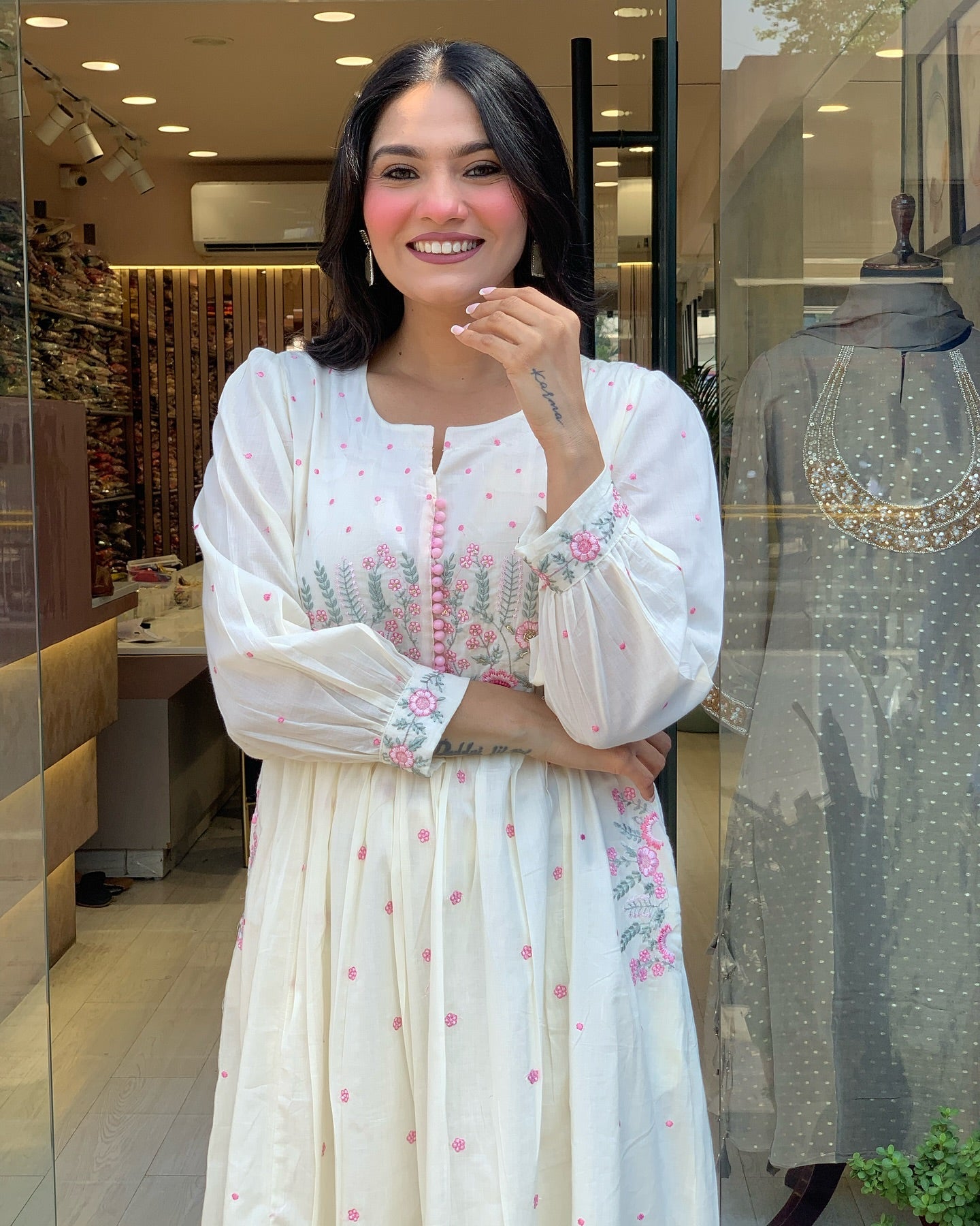Elegant Embroidered Anarkali Kurta Set with Dupatta – Ivory