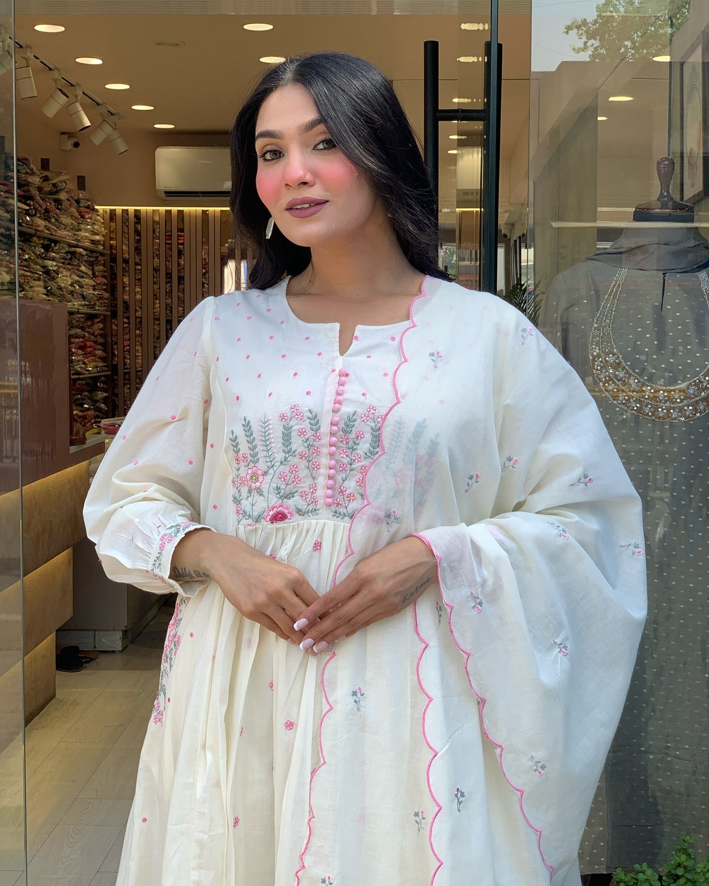 Elegant Embroidered Anarkali Kurta Set with Dupatta – Ivory