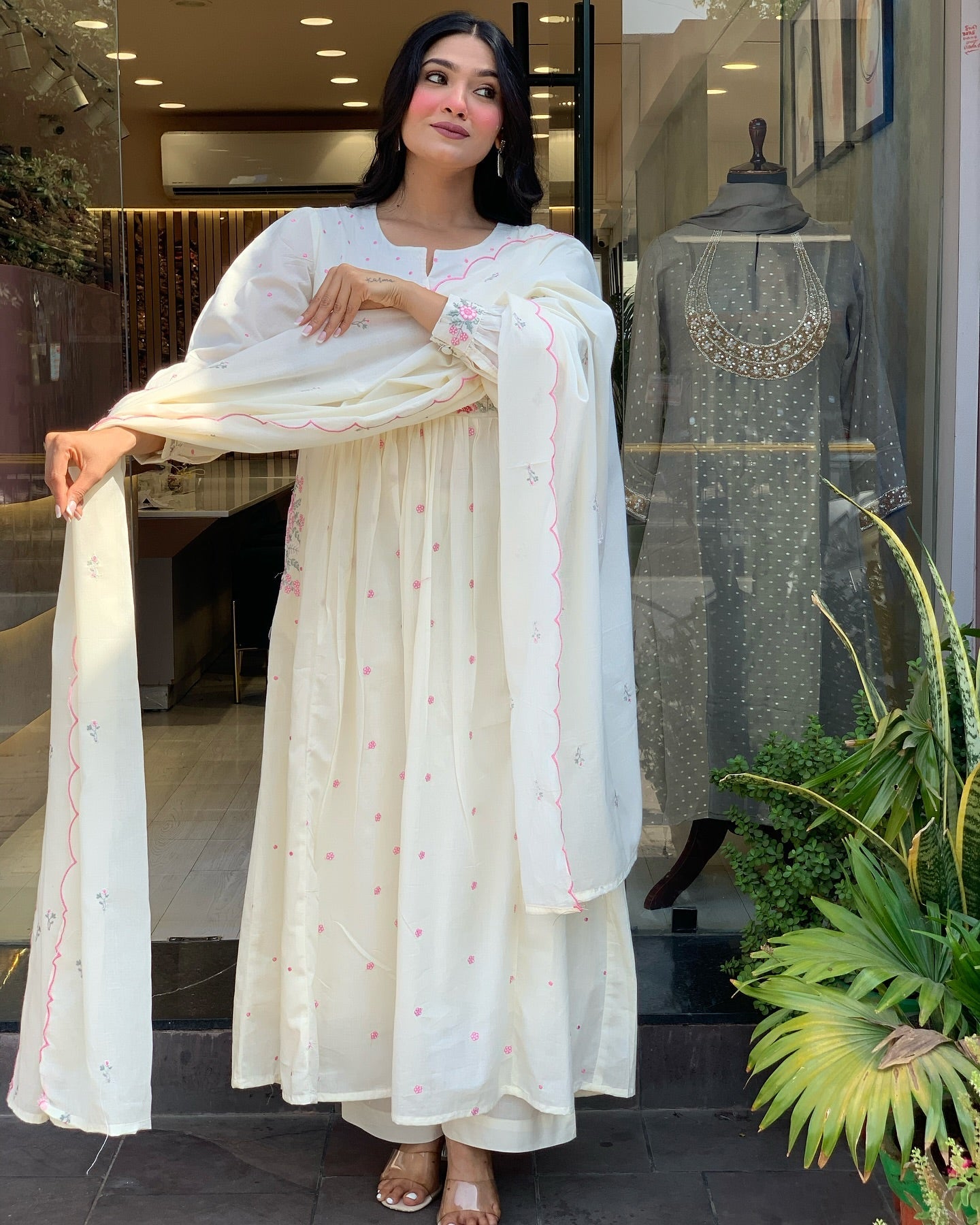 Elegant Embroidered Anarkali Kurta Set with Dupatta – Ivory