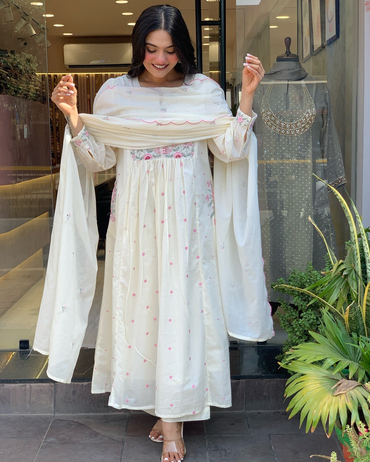Elegant Embroidered Anarkali Kurta Set with Dupatta – Ivory